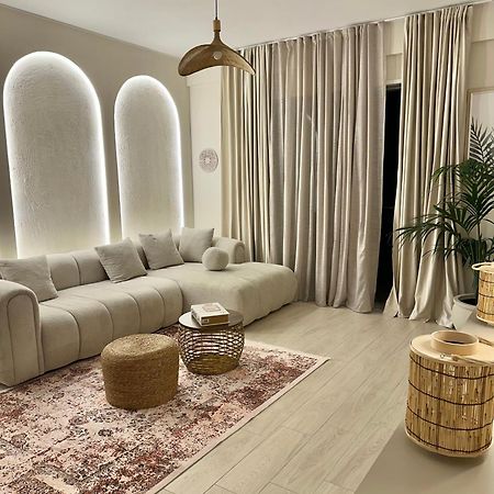 Lungomare Luxury Sea View Apartaments Vlore Bagian luar foto