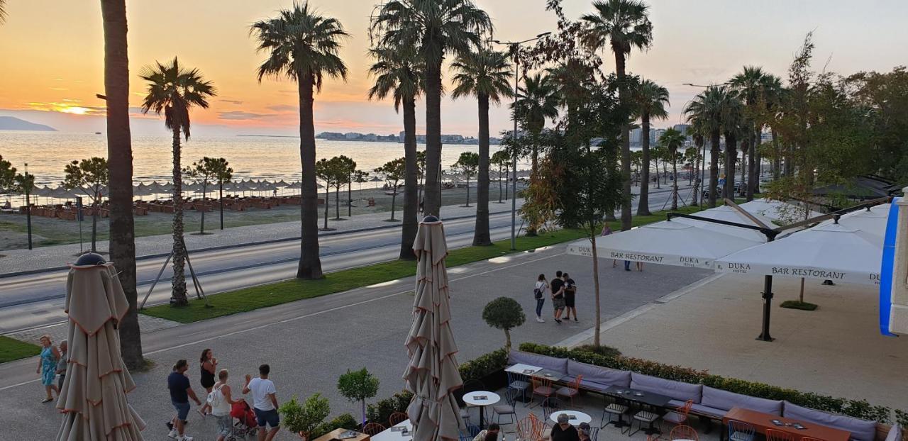 Lungomare Luxury Sea View Apartaments Vlore Bagian luar foto