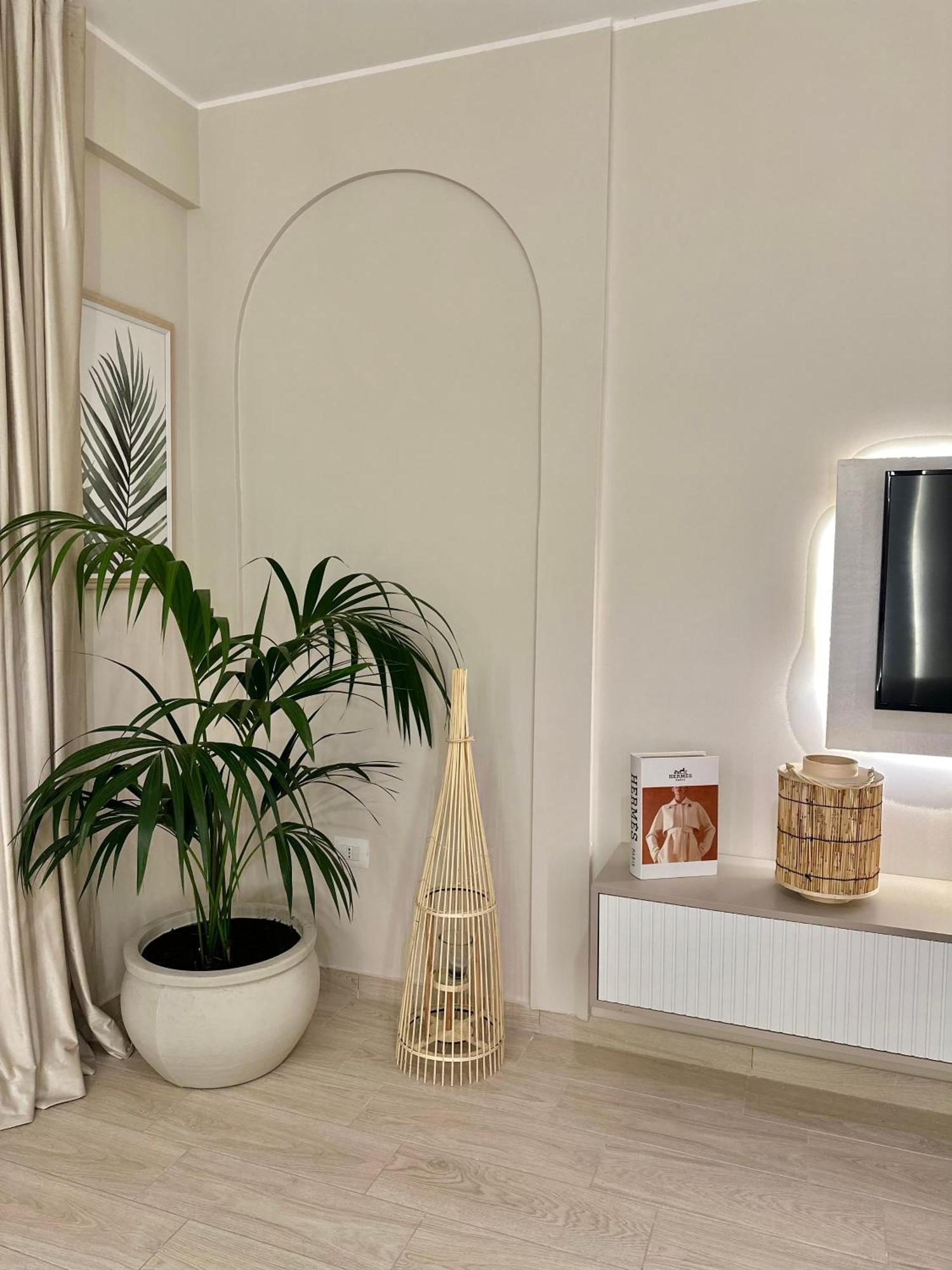 Lungomare Luxury Sea View Apartaments Vlore Bagian luar foto