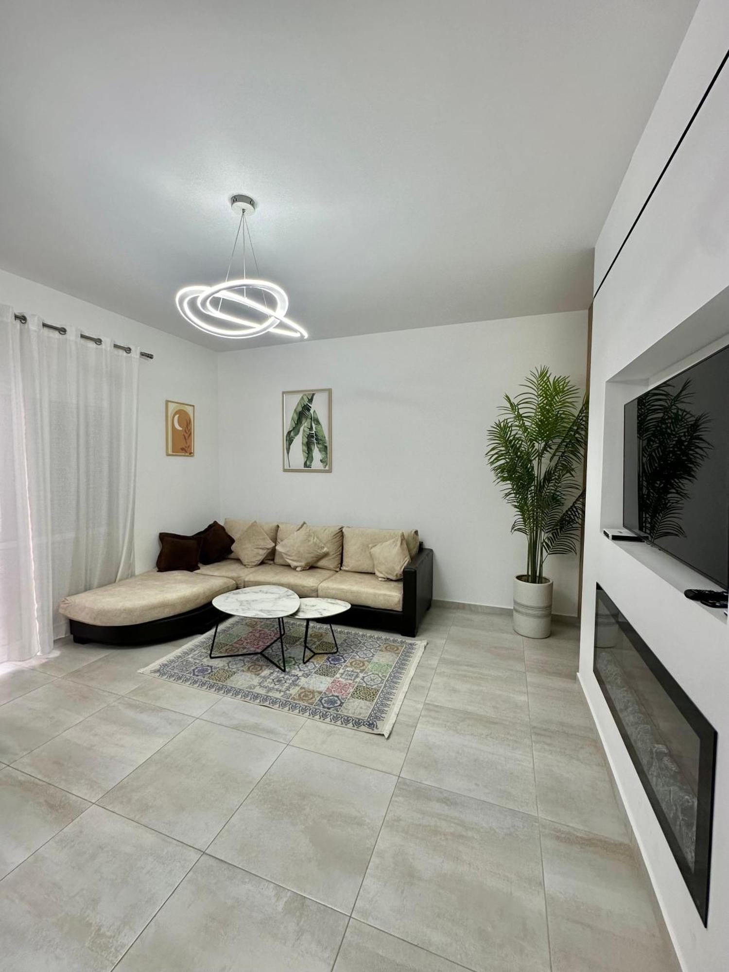 Lungomare Luxury Sea View Apartaments Vlore Bagian luar foto